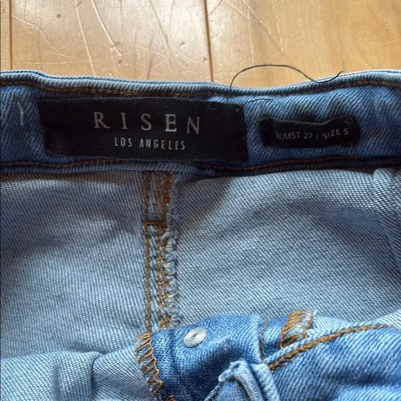 Risen Jeans - Picture 2 of 3